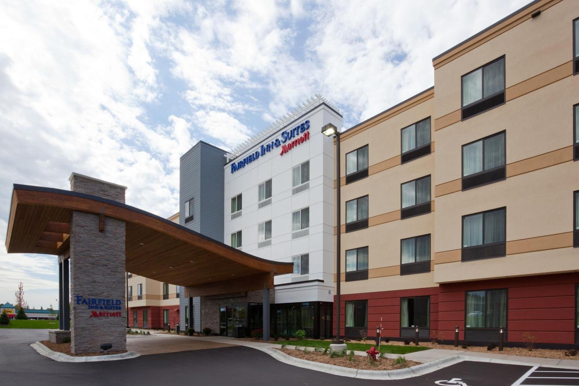 Fairfield Inn & Suites By Marriott St. Paul Northeast Vadnais Heights Exterior photo